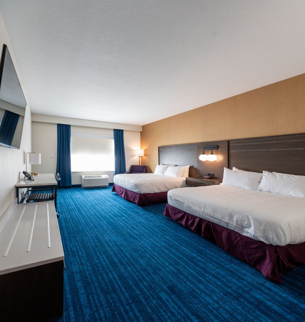 22_WalkersBluffHotel_Deluxe Queen