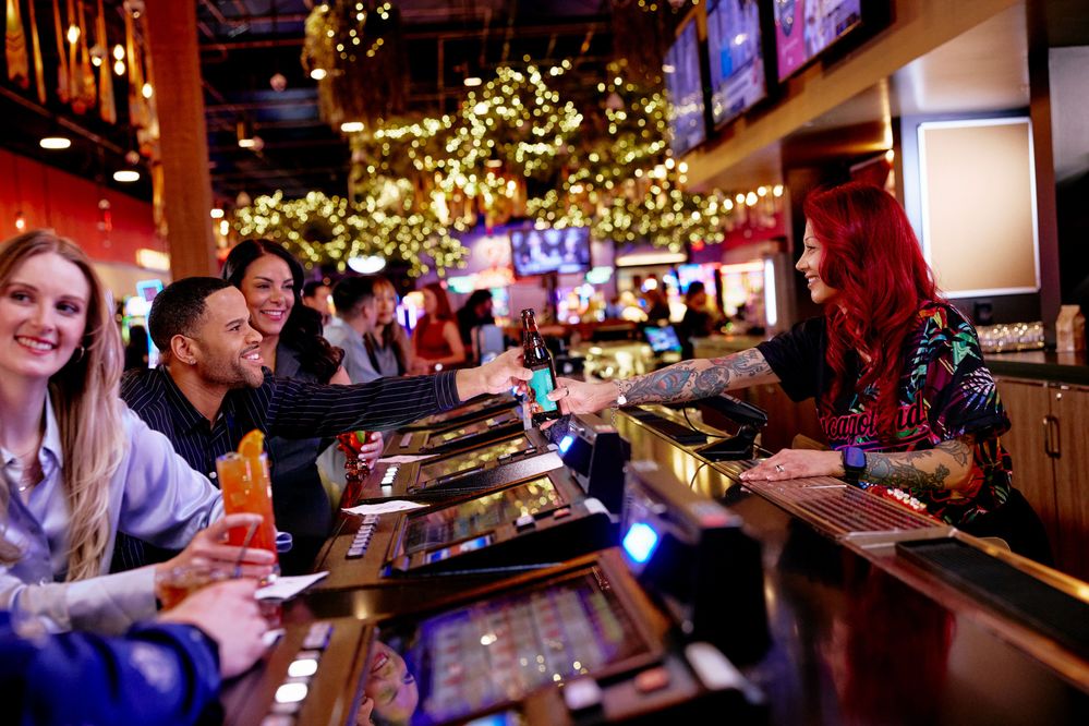 24049_AmericanPlaceCasino_CANOE_BAR_1455