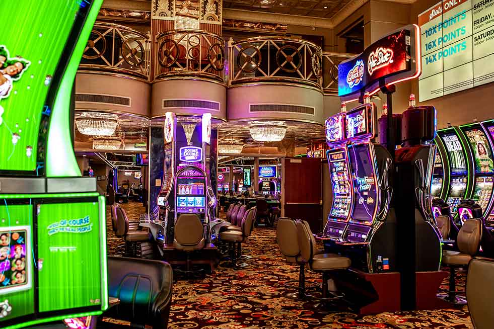 PD-CasinoFloor-PhotoGallery-981x654