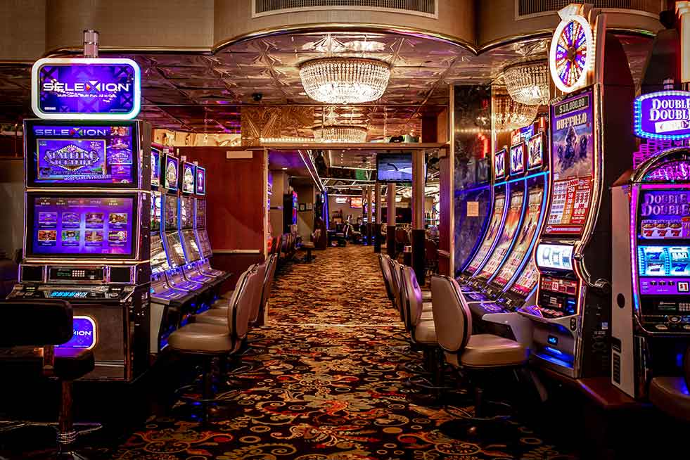 PD-CasinoArea-PhotoGallery-981x654